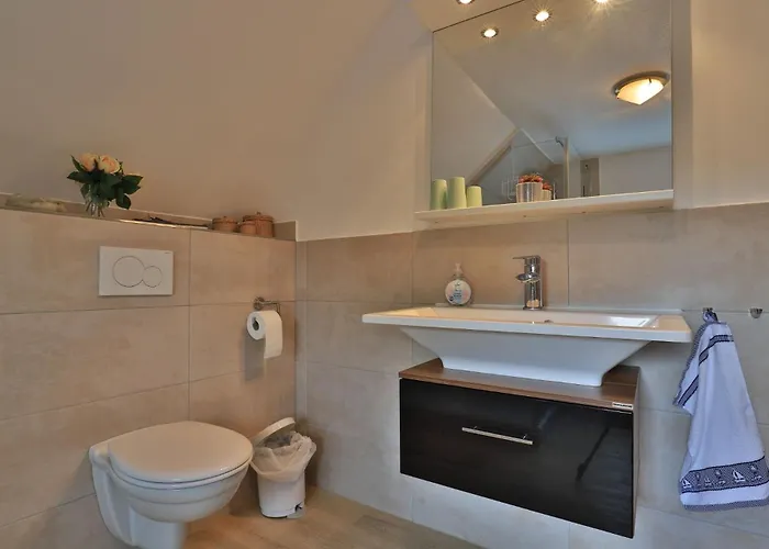 Kleines Haus Am بولتينهاجين